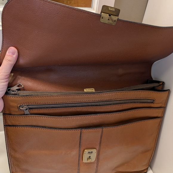 🥰 Vintage 1980's Bally Italy Genuine Smooth Leather Top Carry Briefcase 💼 - Picture 16 of 16